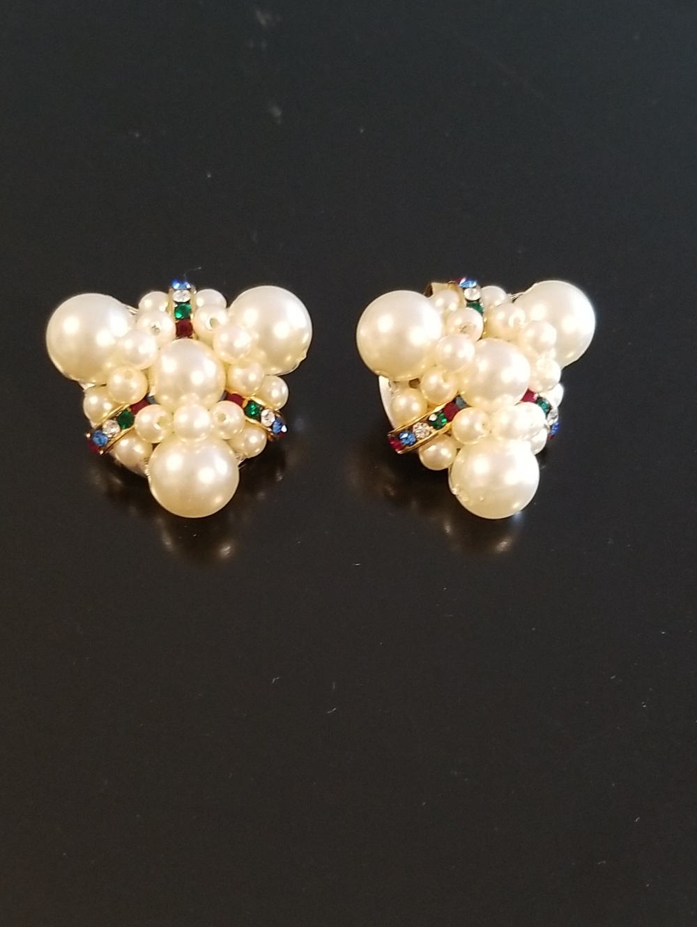 Pearl Cluster Clip-On Earrings Costume jewelry